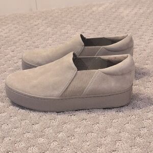 Vince Warren Platform Slip-ons Suede Size 9.5